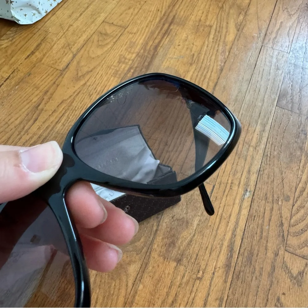 GUCCI Black Frame Gradient Tint Horsebit Oversized Sunglasses